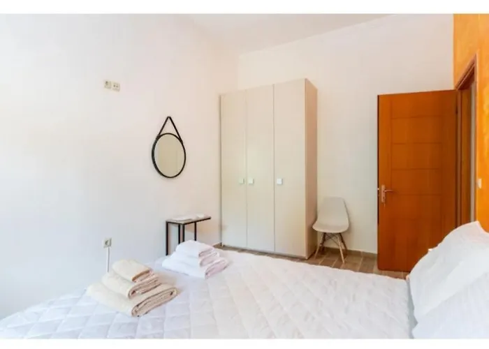 Teachers' House 公寓 Alykes Potamou