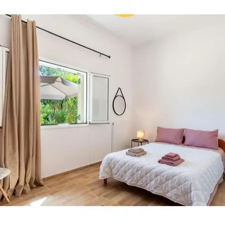 Διαμέρισμα Teachers' House *